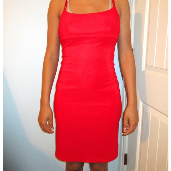 Classic Red Dress - Picture 4 of 6